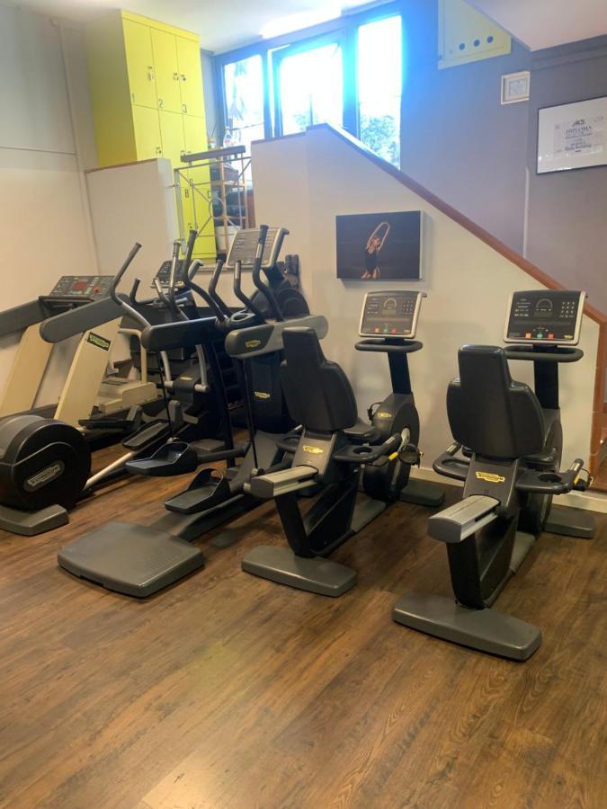 Domi Apartments Wellness Pompei Bagian luar foto