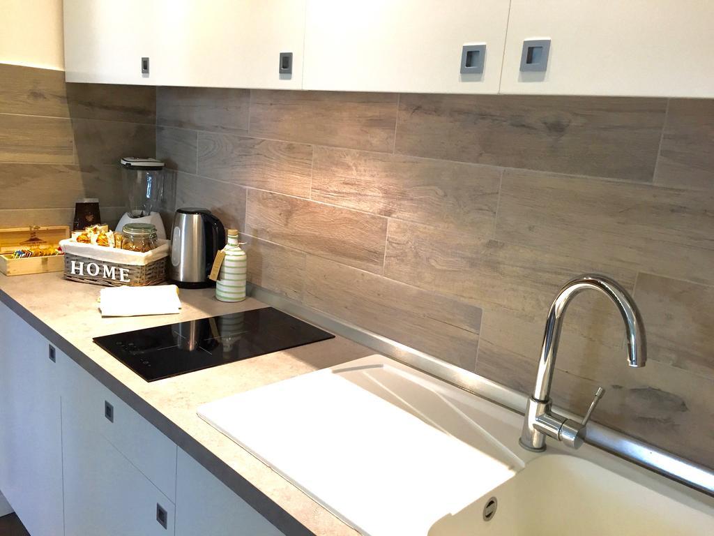 Domi Apartments Wellness Pompei Bagian luar foto
